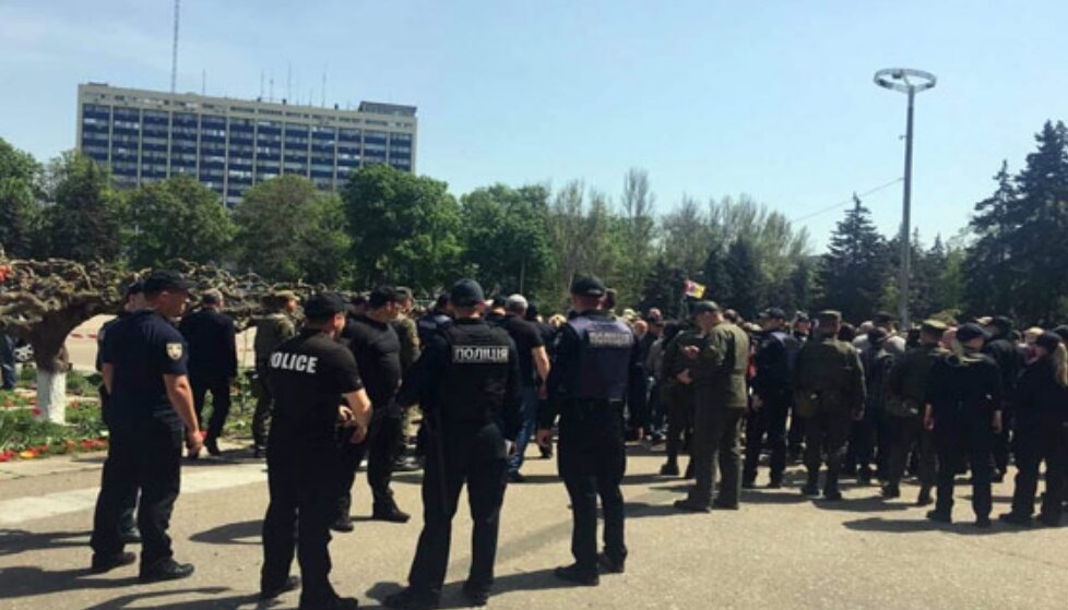 Накануне годовщины трагедии в Одессе вводят ограничения на въезд в город