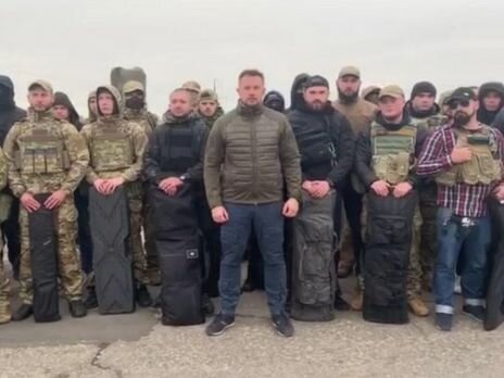 ​Отвод сил в Донбассе: националисты из "Нацкорпуса" прорвались через блокпост и уехали в сторону Золотого