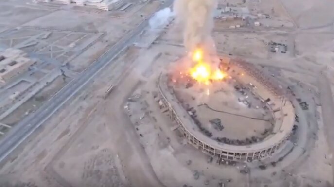 Террористы ИГИЛ разбомбили склад сирийской армии: видео масштабных взрывов