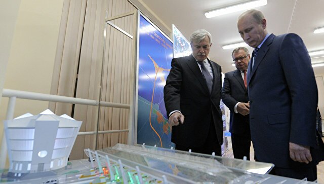 Путин жестко раскритиковал губернатора Санкт-Петербурга Полтавченко за невнимательность к хоккею – кадры