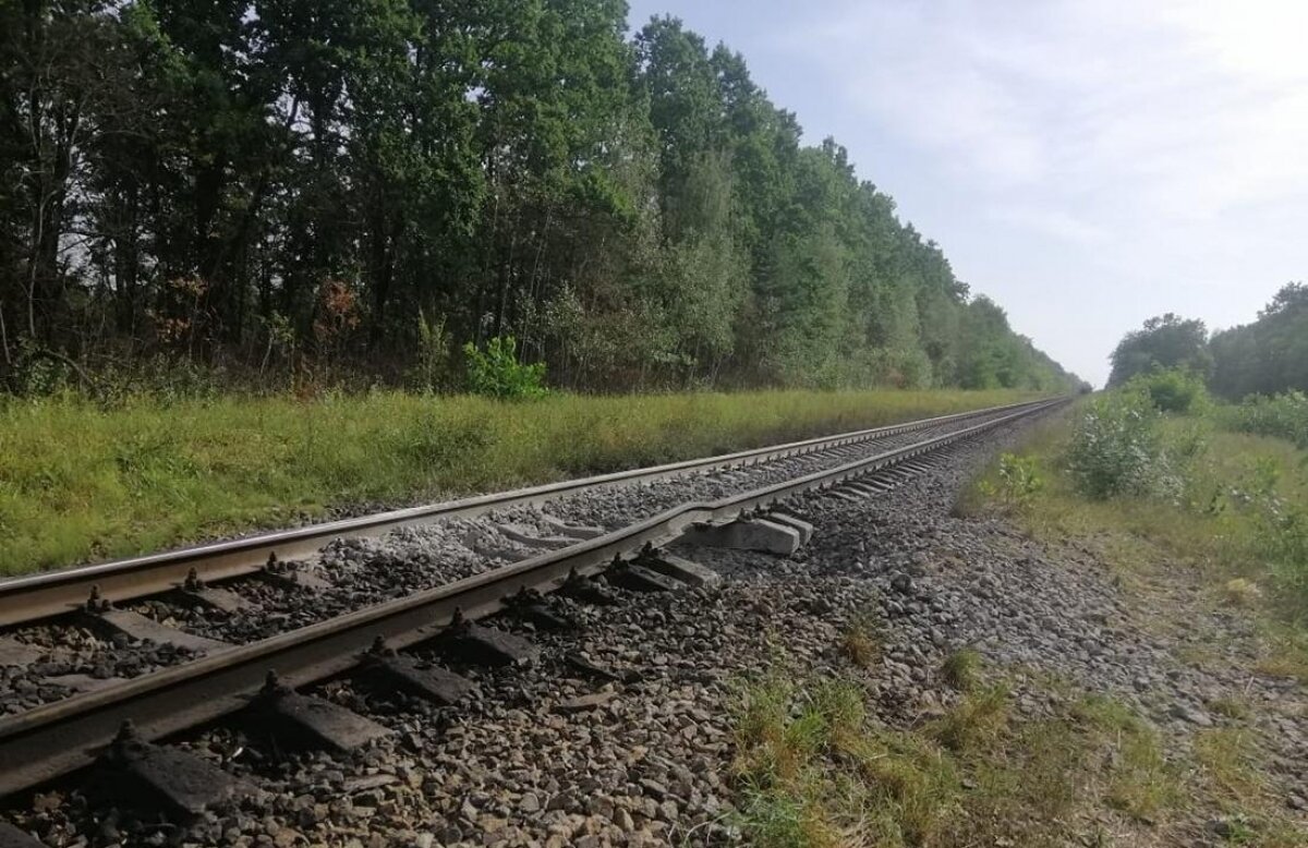 ​На Украине попытались подорвать поезд, прибывший из Белоруссии: кадры