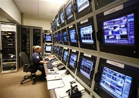 Украинские телеканалы будут без предупреждения штрафоваться за призывы к переворотам и войне