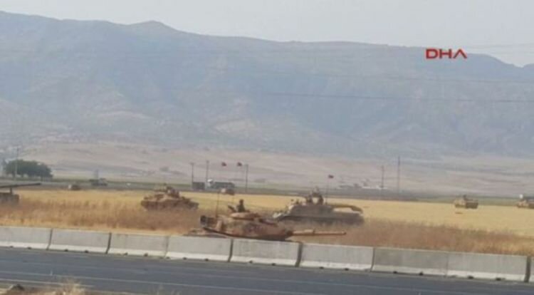Тypeцкие танки начали масштабные учения y границ Ирака накануне курдского референдума о независимости - СМИ 