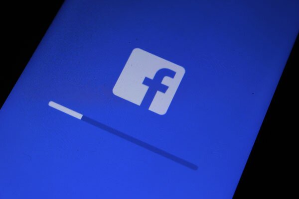 Facebook заблокировала аккаунт топ-менеджера "Россия сегодня" после репоста