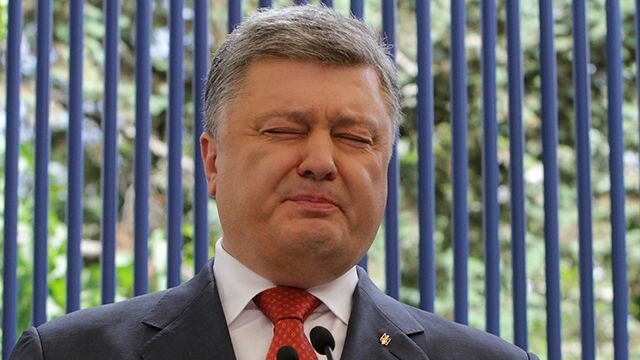 Эксперты назвали дату возможного свержения президента Украины Порошенко