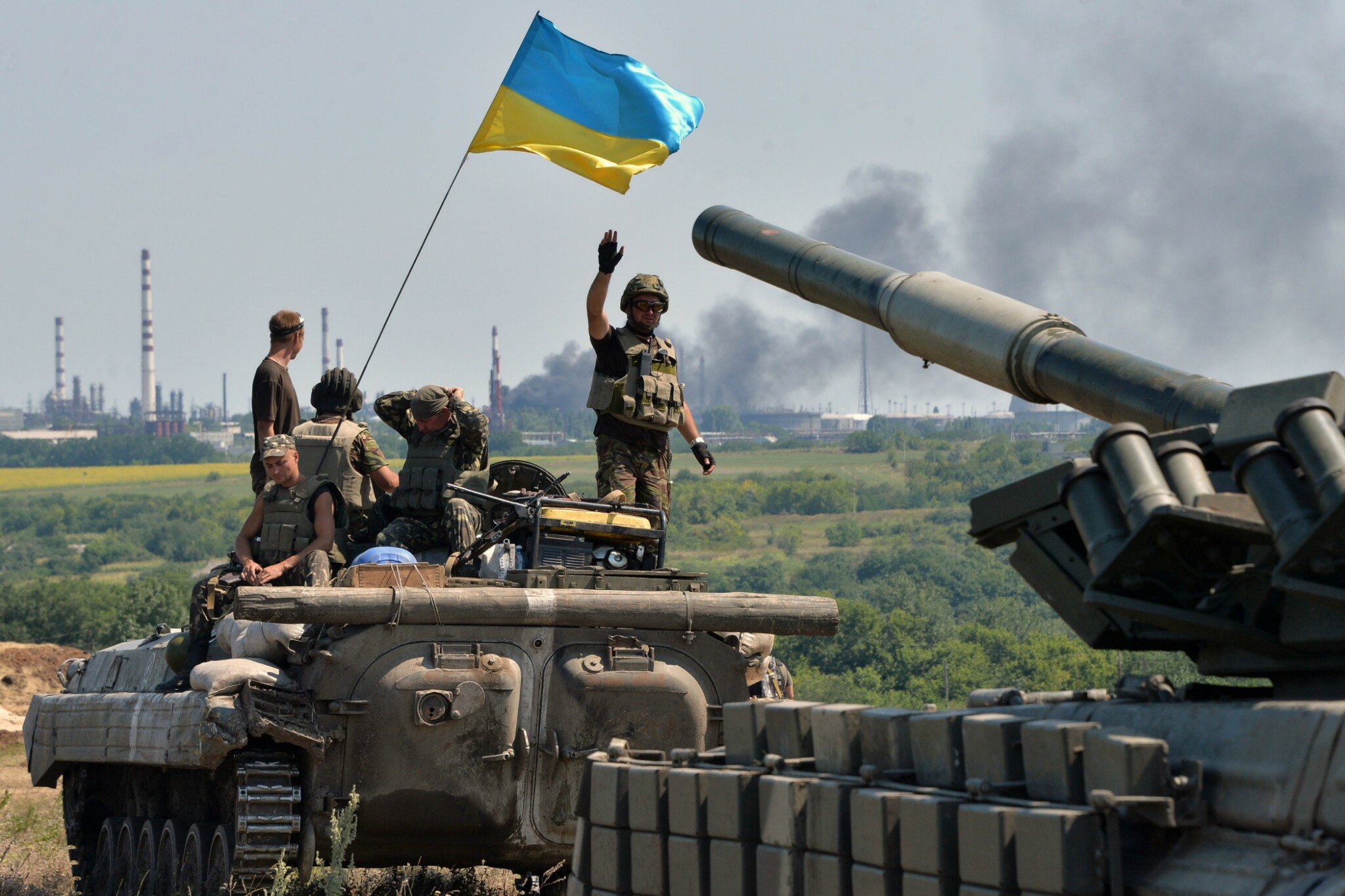 Смена силовой операции в Донбассе: Киев создавал две группировки войск – подробности 