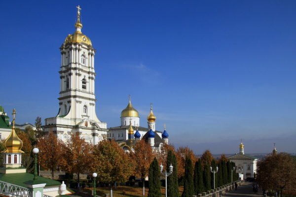 В УПЦ дали Украине отпор после решения Минюста отобрать у МП Почаевскую лавру 