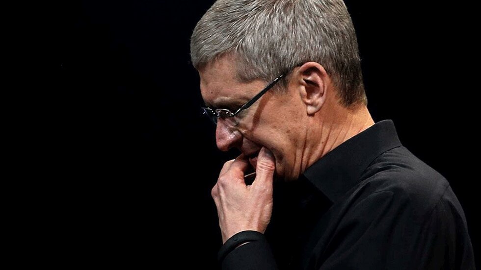 Неудачи "яблочного гиганта": Apple вдвое сокращает производство iPhone X