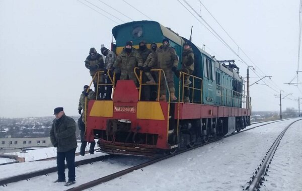 Украинский депутат Семенченко обвинил Ахметова в попытке силой "снести блокаду" Донбасса