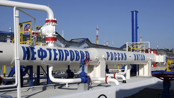 Россия вырвалась на первое место в мире по добыче нефти