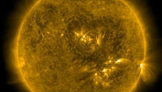 Новая странная аномалия на Солнце: на небесном светиле нашли сердце размером один миллион километров 