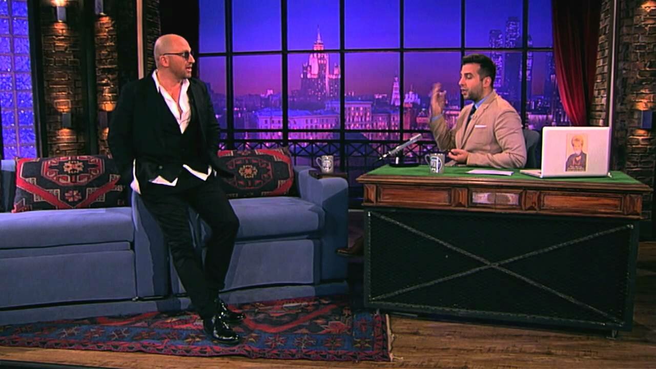 Ургант предложил свой способ определить президента США: "Взобраться на гору"