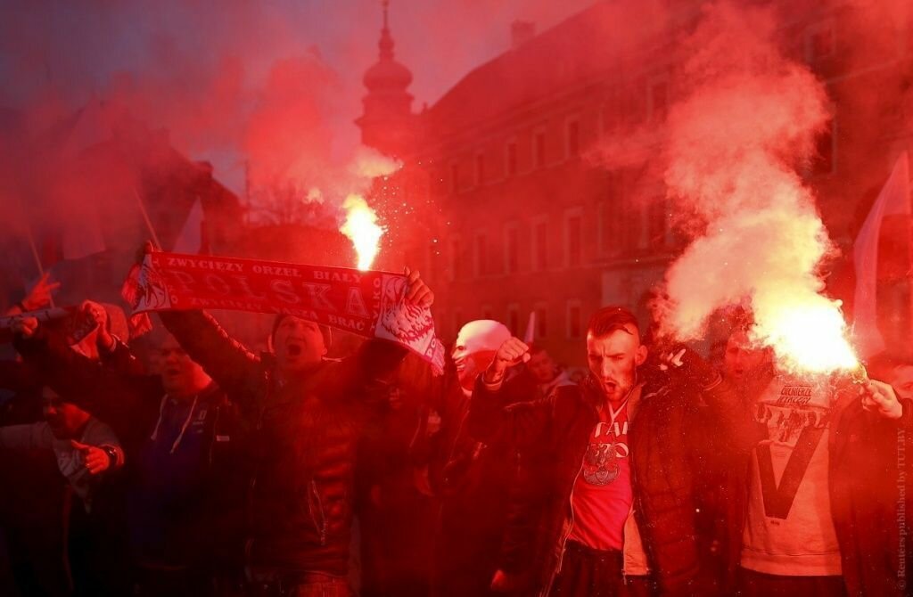 Польские националисты ополчились на украинских мигрантов: подробности митинга в Варшаве