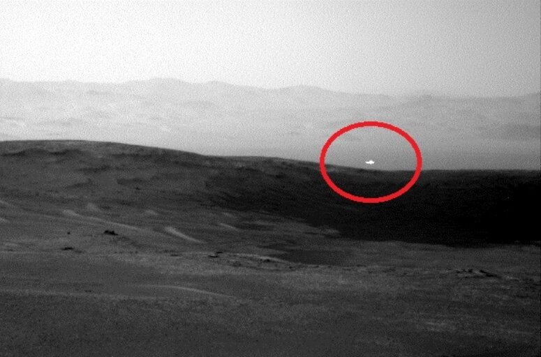 Обнаруженная на Марсе загадочная аномалия озадачила ученых – кадры