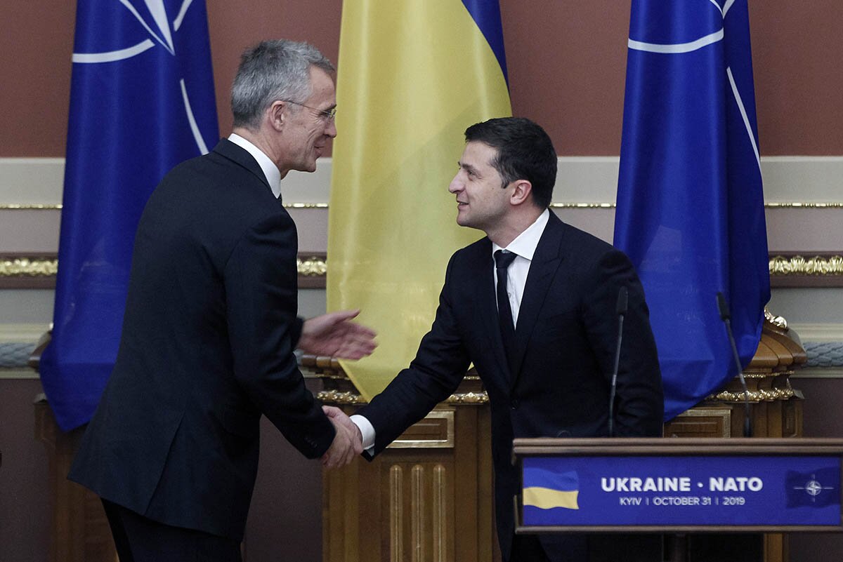 ​Украина хочет "отдать" НАТО воздушное пространство над Крымом: Киев озвучил детали