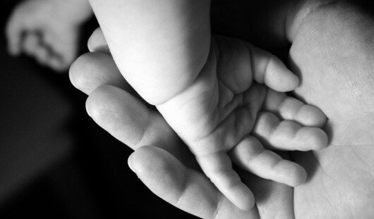 На борту самолета, летевшего в Москву, скончался ребенок