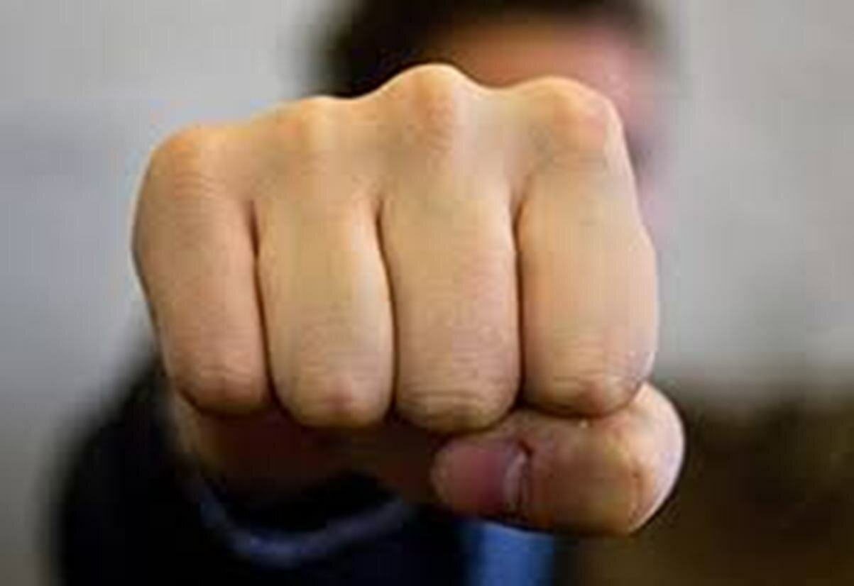 В Санкт-Петербурге кавказцы избили болельщиков-геев из Франции – подробности нападения