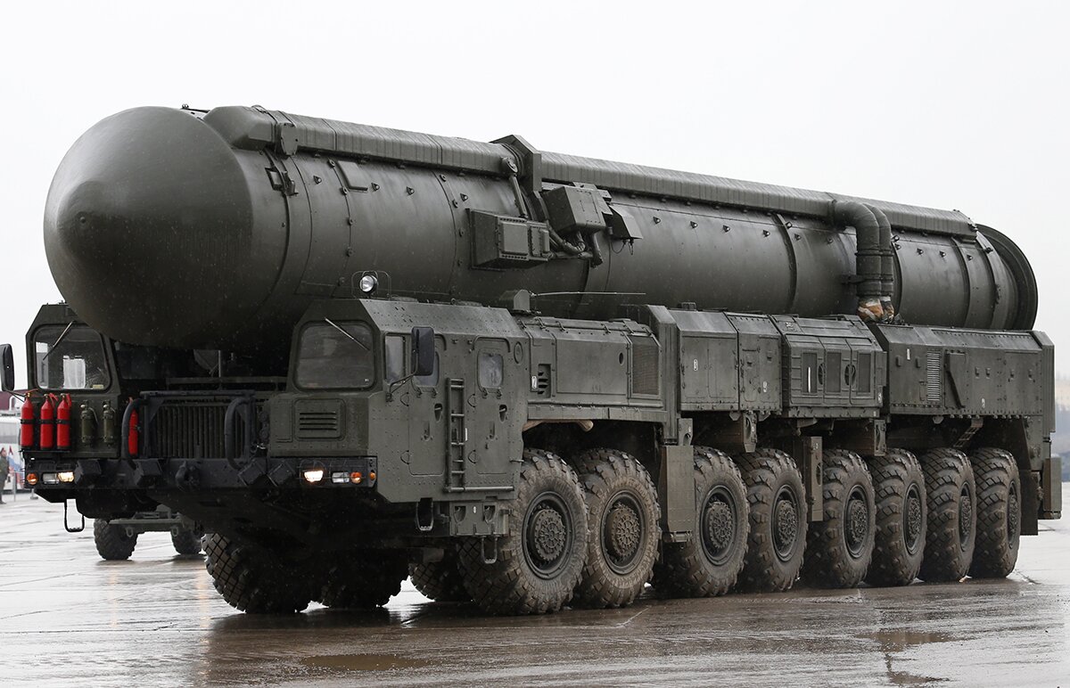 В Казахстане проведены успешные испытания баллистической ракеты "Тополь-М"