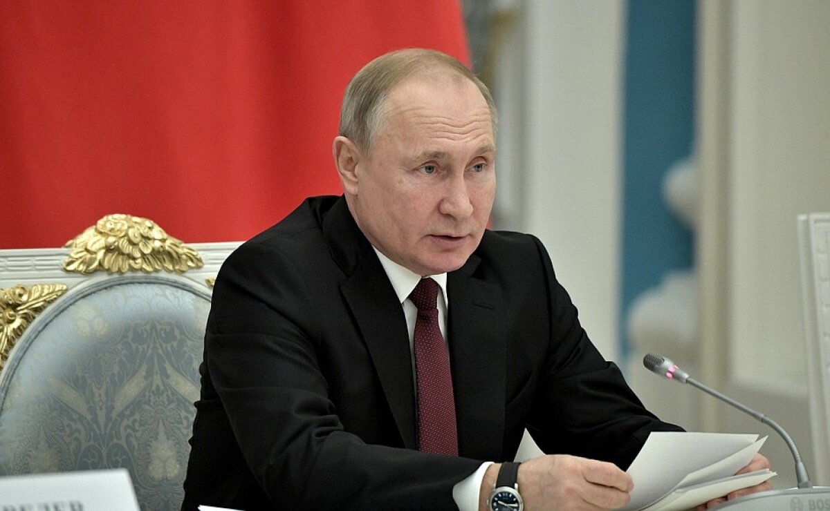 ​Путин отчитал министров за попытки "подогнать" показатели нацпроектов: "Мы не будем снижать планку"