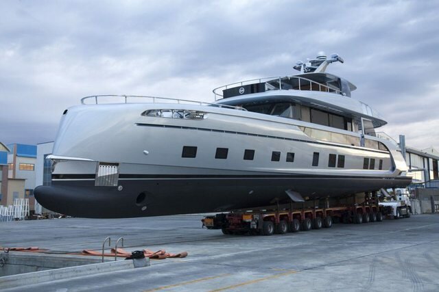 Porshe впервые в своей истории создала яхту класса люкс ценой в $16 миллионов - фото