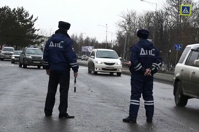 В Северной Осетии граждане, отдыхавшие в кафе, безжалостно избили сотрудников ГИБДД