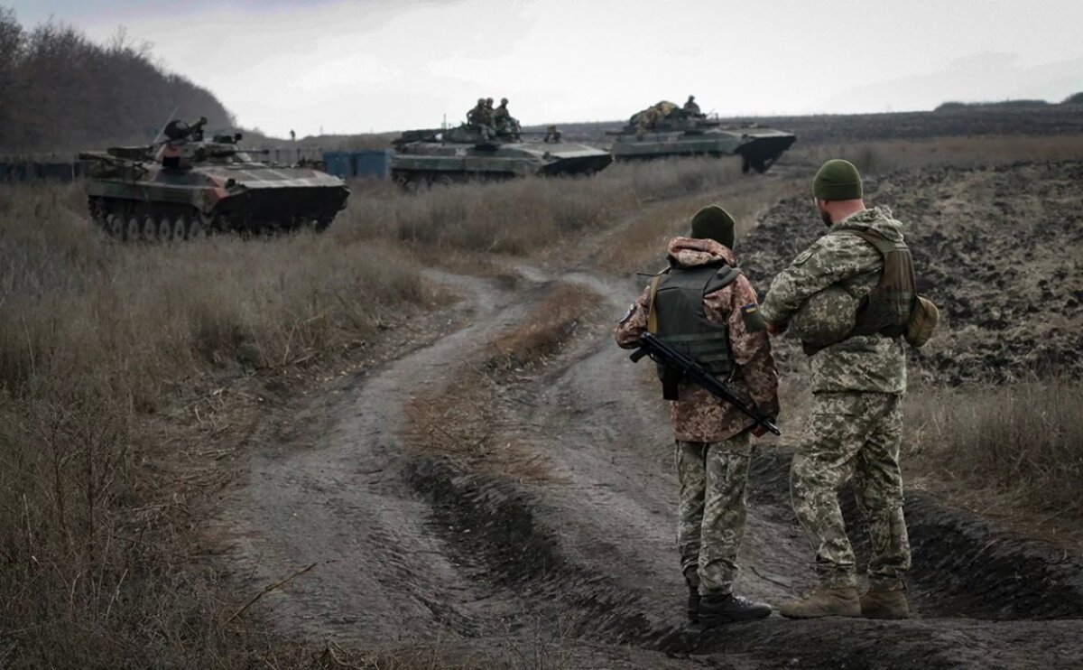 ​Киев готовит для Донбасса "карабахский сценарий": журналист Пегов озвучил детали