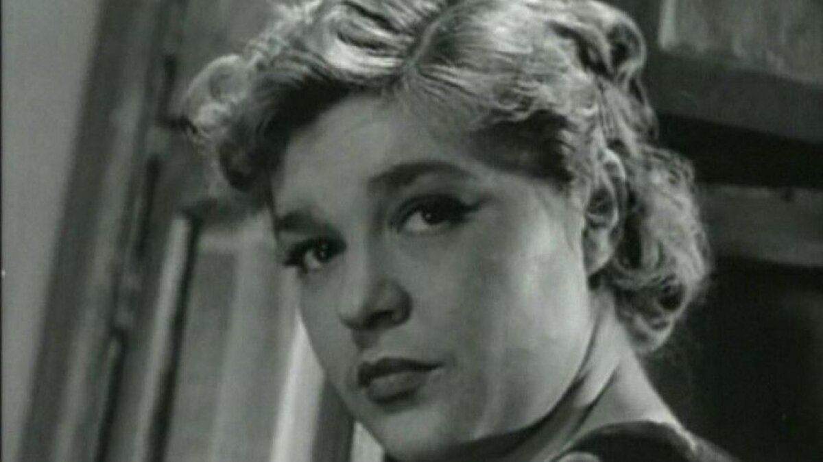 Актриса и жена футболиста Маношина Галина Дашевская погибла под колесами поезда в Москве