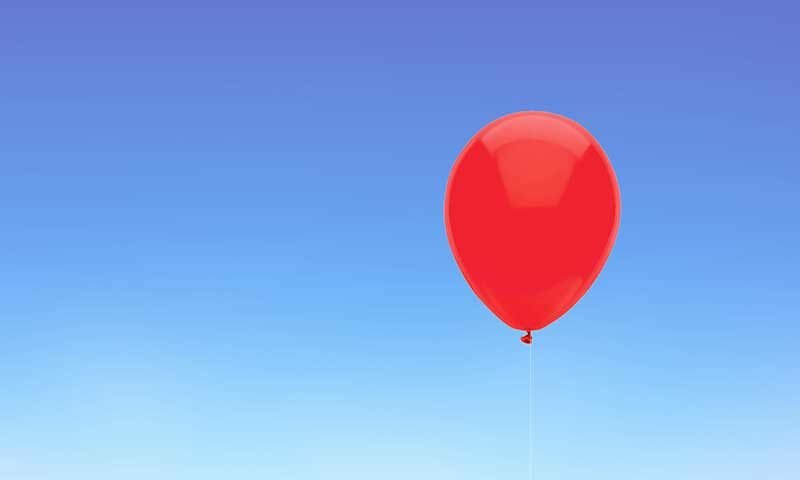 В Уфе преступники пытались ограбить банк с помощью воздушного шарика - появились кадры происшествия