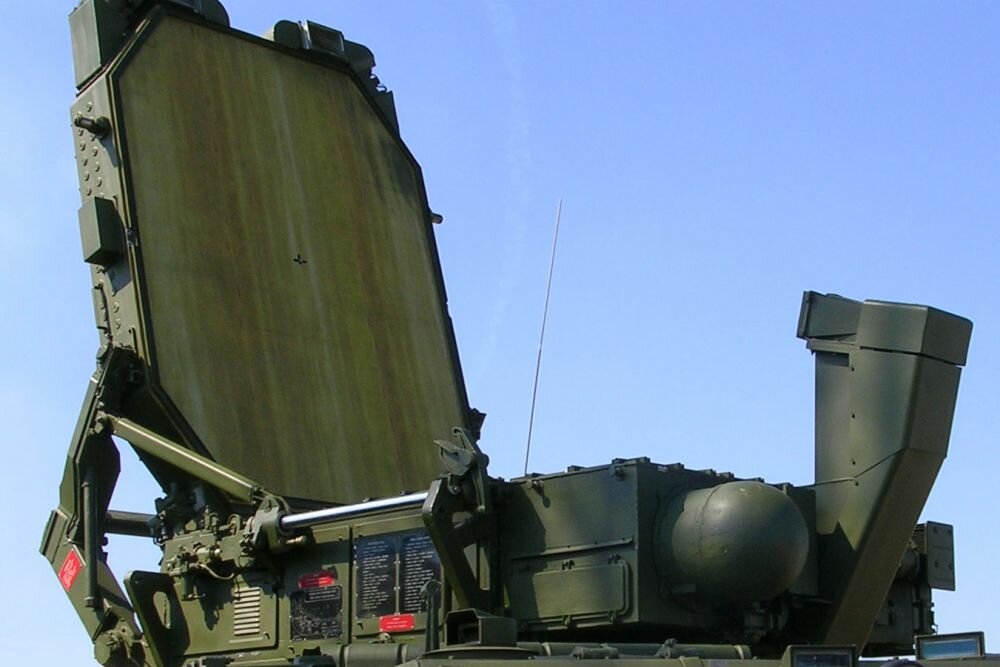 В РФ представили нового ʺубийцу артиллерииʺ - систему разведки огневых позиций "Ястреб-АВ"
