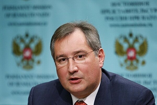 Рогозин предложил испытать системы аварийного спасения космических кораблей на разработчиках – СМИ 