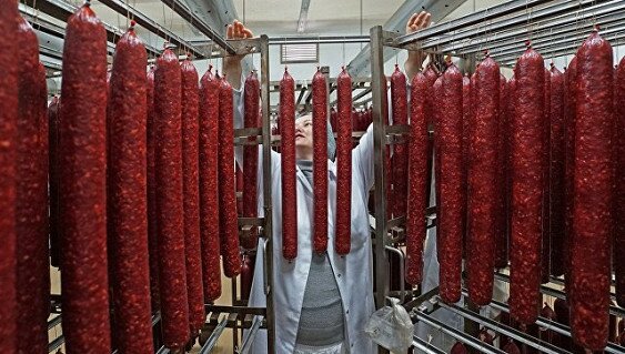 Ужасающие результаты проверки: в производимой в Подмосковье колбасе нашли человечину - СМИ