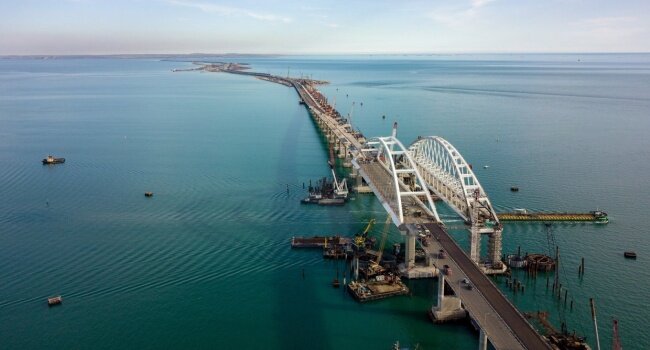 "Население Украины кричит", - в Госдуме ярко высказались по поводу "проседания" Крымского моста