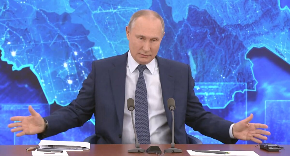 Путин попросил граждан "не сердиться на него", заговорив о зарплатах