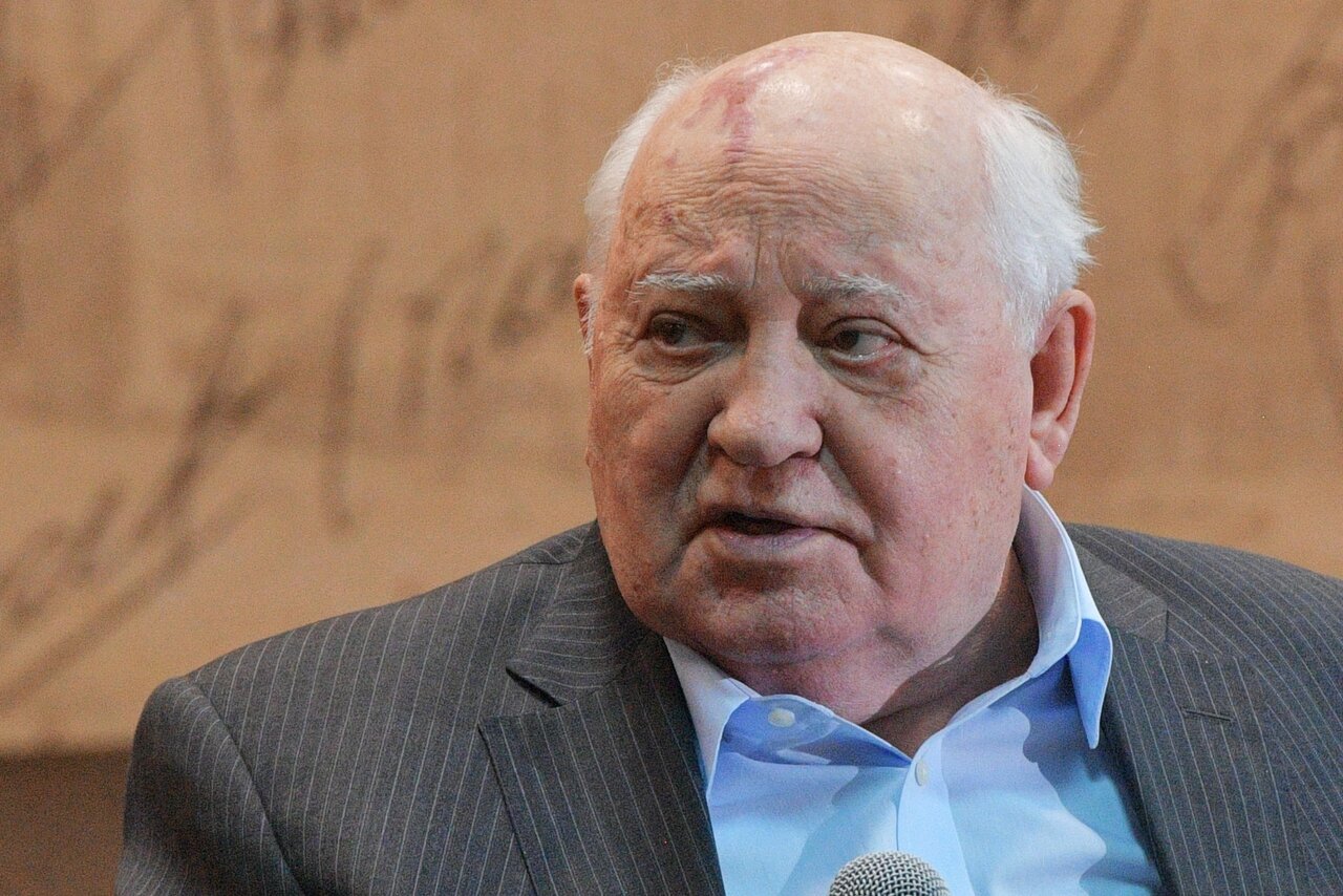 Горбачев о возрождении СССР: "С Белоруссией не клеится, это же надо?"