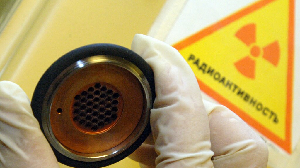 Официально: указом Путина Россия остановила соглашение с США по утилизации плутония