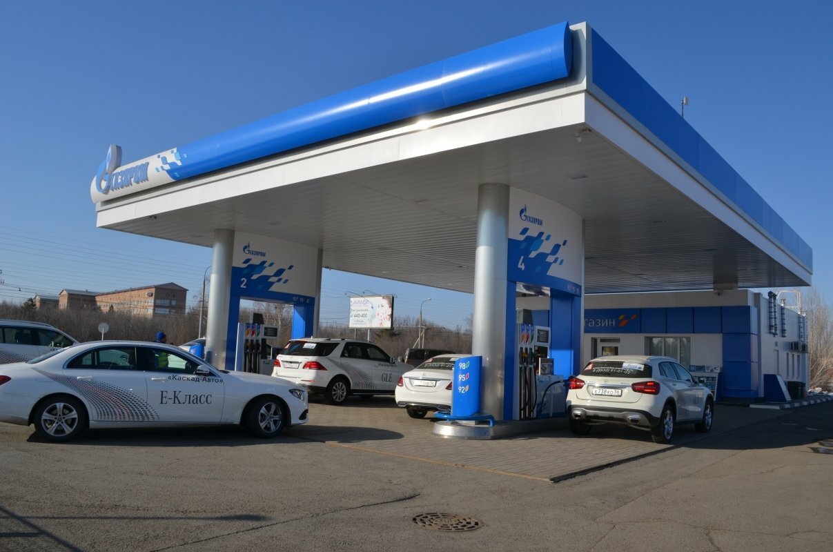 Понизились цены на бензин впервые за 2018 год: сообщение от Федеральной службы госстатистики России