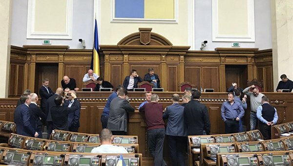 ​Киев продлил действие закона об особом статусе Донбасса на 1 год