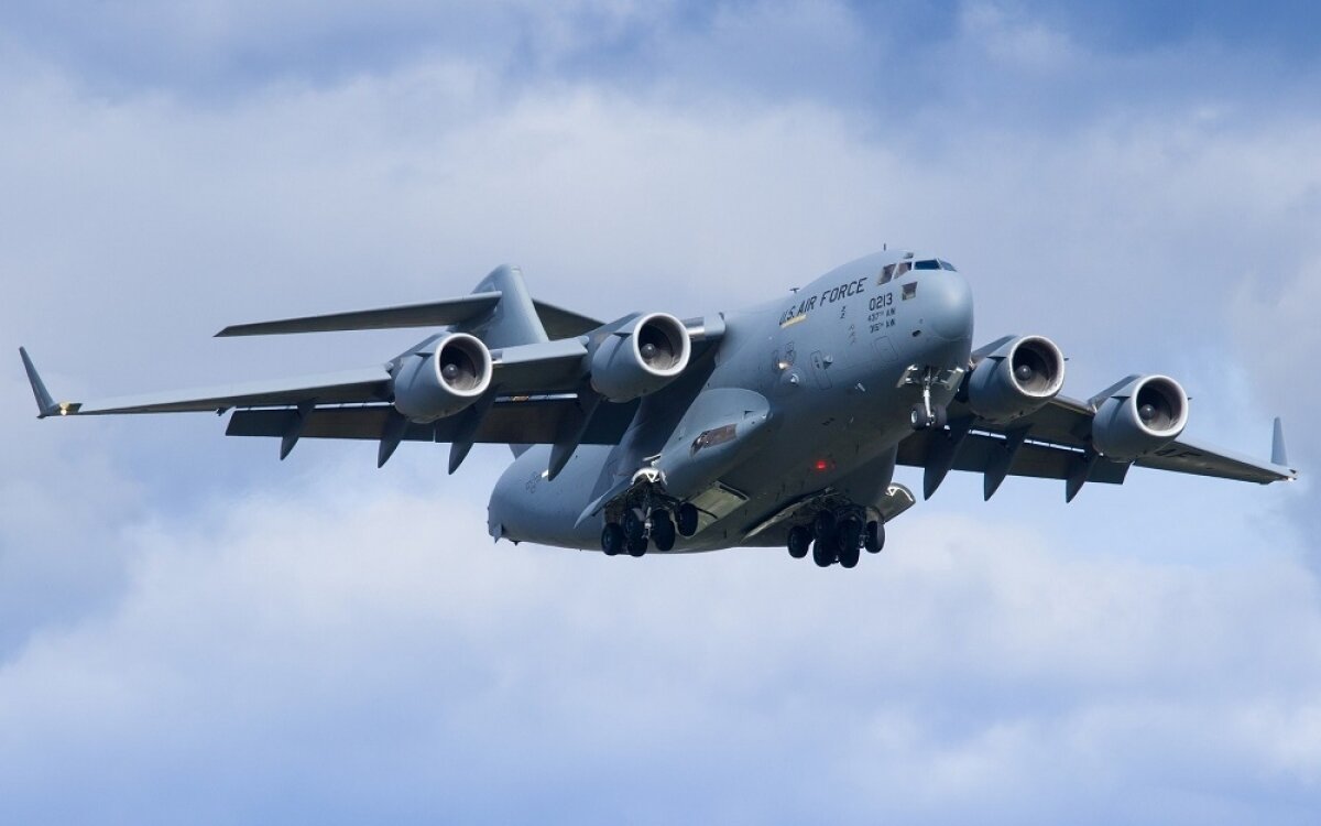 Второй Boeing C-17 ВВС США с немецкой базы "Рамштайн" сел в Киеве