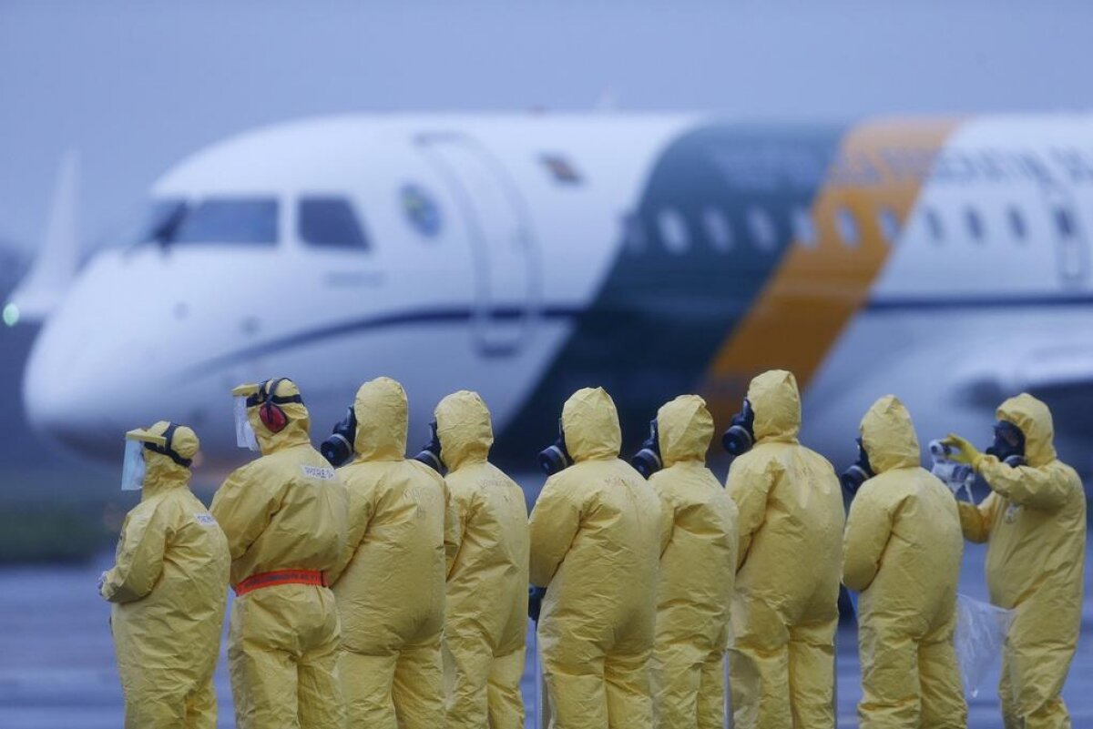 В Анкаре экстренно сел самолет из Ирана: у пассажира подозрение на коронавирус