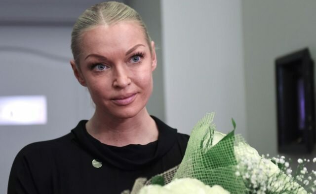 Анастасия Волочкова прокомментировала слухи о "гражданской жене" своего нового любимого человека 