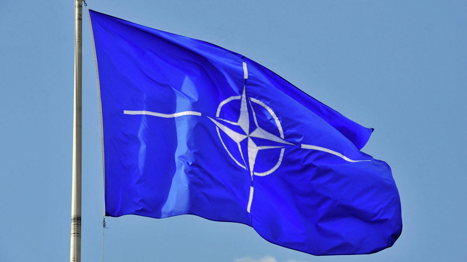 В НАТО отреагировали на приказ Шойгу об отводе войск от границ с Украиной