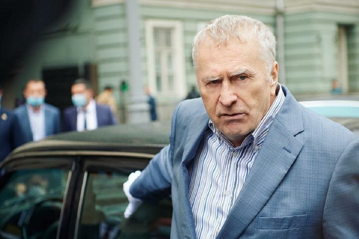 Жириновский предрек отставку Зеленского из-за войны в Донбассе