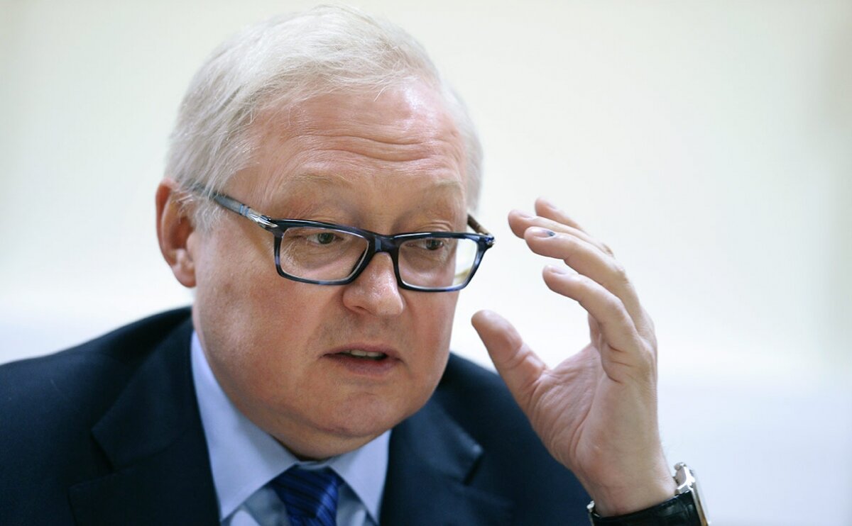 Россия готовится к срочным мерам по избавлению от "ядовитого" доллара