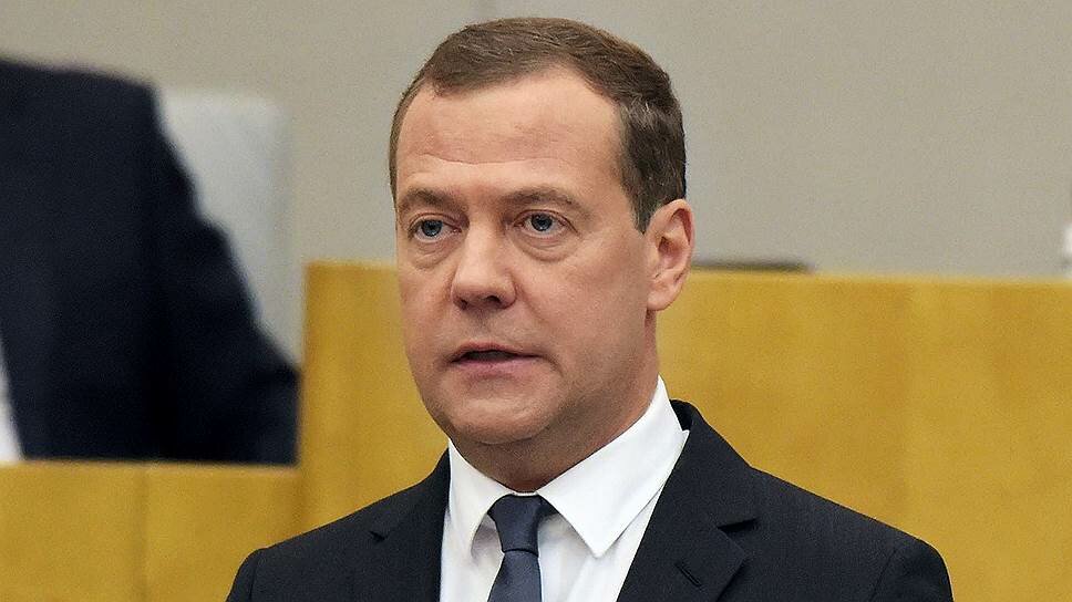 Медведев объяснил Западу, чего не стоит пытаться делать с Россией