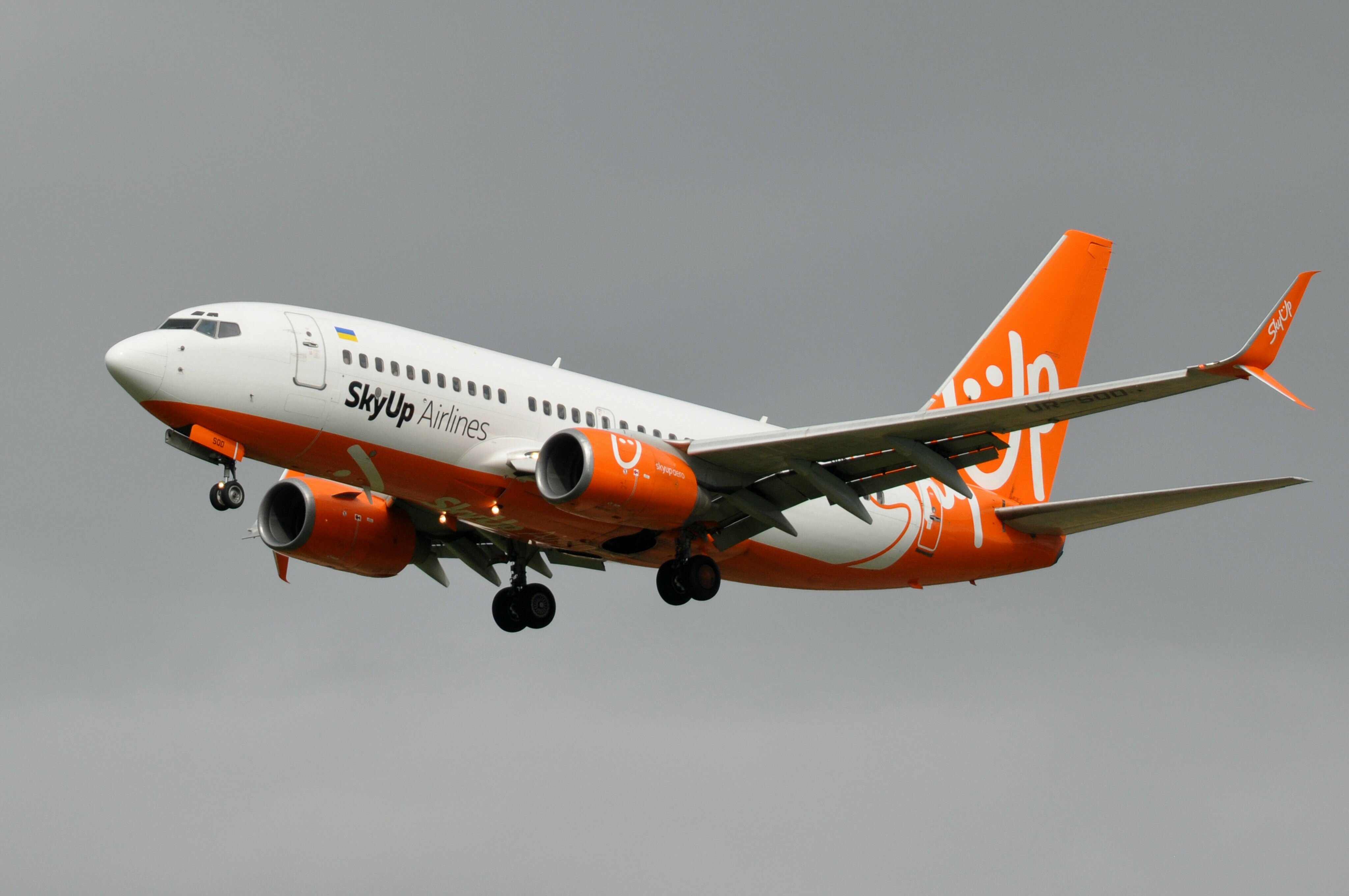 Авиаперелеты над Украиной могут приостановить – депутат Рады назвал причину