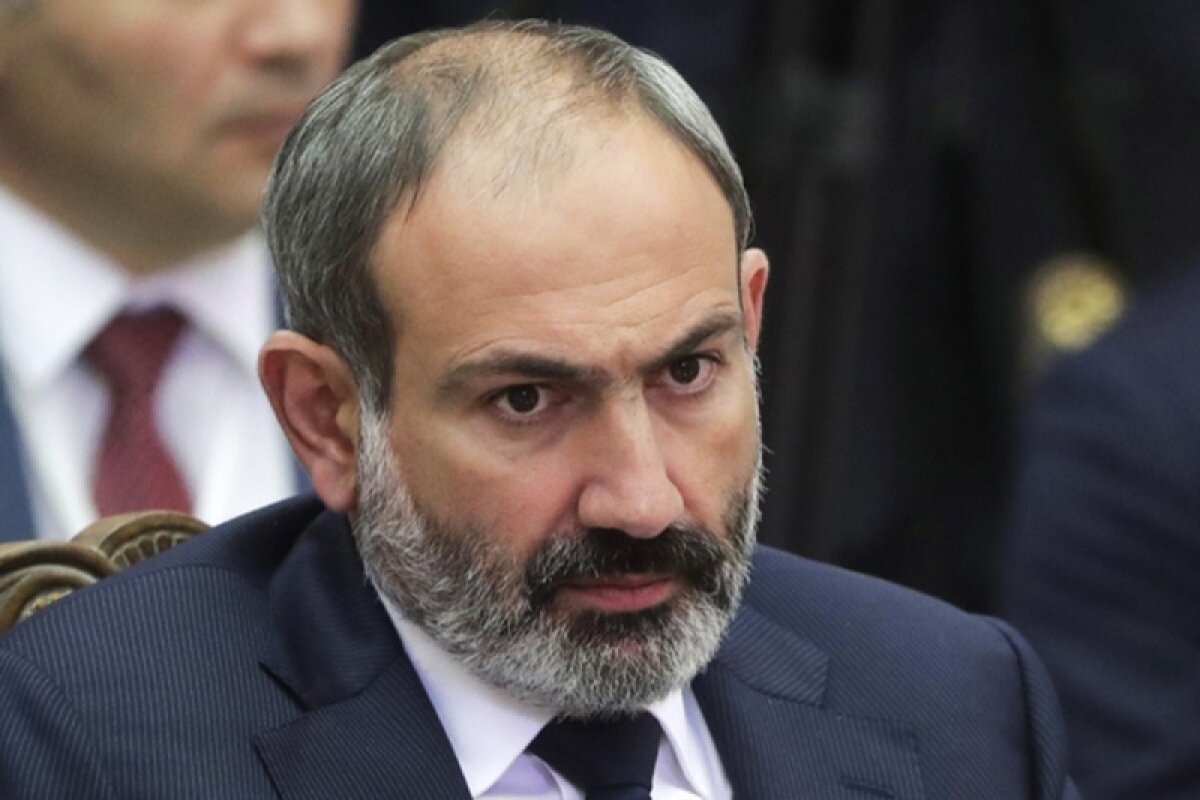 Пашинян объявил о прекращении войны в Карабахе: "Не признаем себя проигравшими"