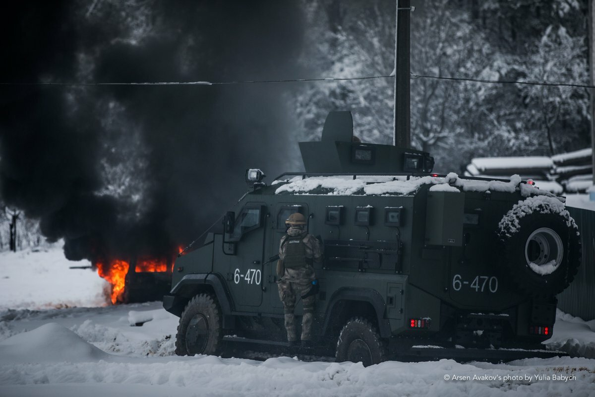 На Украине провели масштабные учения: тысячи силовиков учились противостоять "гибридной агрессии" - кадры