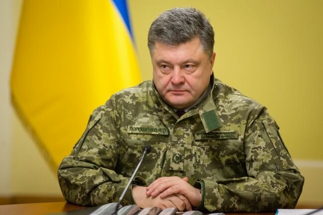 Порошенко сделал громкое заявление о своем спасении от ополченцев в Луганске 