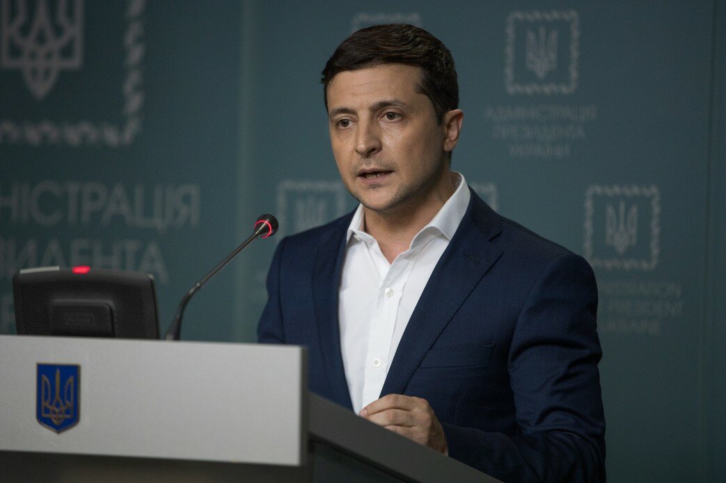 Зеленский двумя словами высказал отношение к ДТП с детьми и своим кортежем