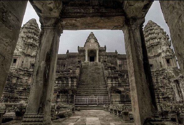 Спустя 150 лет поисков ученые нашли древнейший кхмерский город с пирамидой